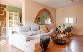 Cal Robusto, Apartament In Masia With Horses